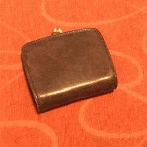 Vintage 80s Coach leather kiss lock coin purse